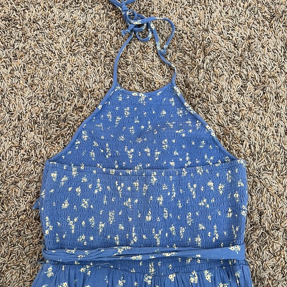 American Eagle Floral Jumpsuit - Picture 4 of 6